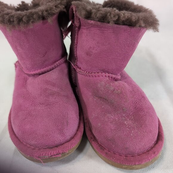 UGG Auzland Sheepskin Pink Boots Booties Girls Youth 9/10 EU 29 Short Bow - Picture 5 of 14
